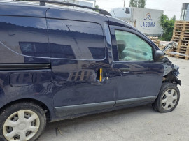 Dezmembrez Dacia Dokker