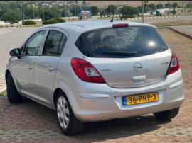 Opel corsa 1.3 cdti/ 2011
