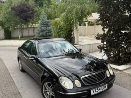 Mercedes-Benz E320 CDI UK Avantgarde panoramic 2005