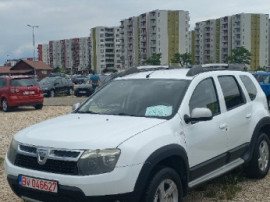 Dacia Duster 4×4. diesel.
