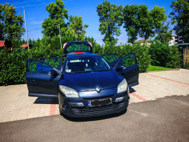 Renault Megane 1.5 dCi, 110 cp, Euro5 Bluetooth, Pilot automat