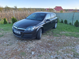Opel Astra H hatchback