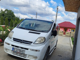 Opel vivaro 1.9cdti 5 loc.