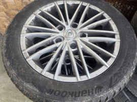 Jante aliaj cu cauciucuri de iarna 205 55 16