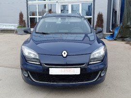 ...Renault Megane Bose...