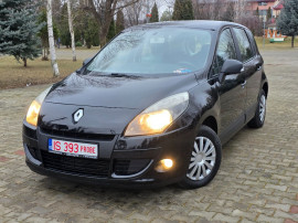 Renault Scenic 2011 1.5 dCi 95 CP euro 5 / RATE fara avans