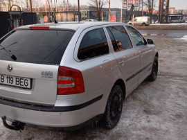Skoda Octavia 1.9 TDI 105 CP, an 2005, 1800 negociabil