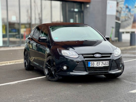 Ford Focus Mk3/HatchBack/AppleCarplay