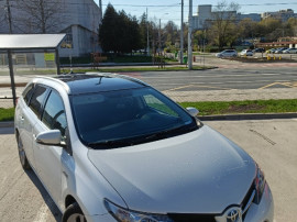 Toyota Auris 1.8 Hybrid