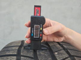 Set anvelope cauciucuri iarna Audi Q7 Continental TS830P AO 255/50 R20