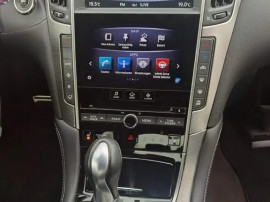 Infiniti Q50 2015 93.000km