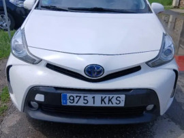 Toyota prius plus