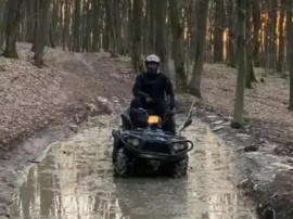 2 ATV-URI ODESS 400cc 4x4