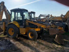 Pompa hidraulica buldoexcavator New Holland LB95 B piese