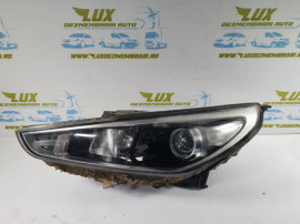 Far stanga - cu defect  92101-g4000 92101g4000 Hyundai i30 P