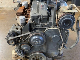 Motor Komatsu SAA6D114E-3 260KW