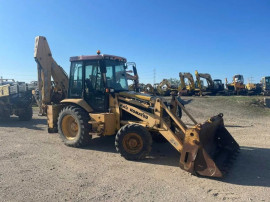 Dezmembrez buldoexcavator Komatsu WB 97 R