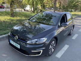 Volkswagen e-Golf ELECTRIC 2019,Cutie Automata,Navigatie,Full Option