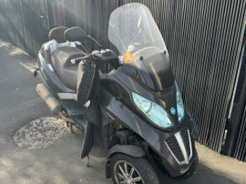 Scuter Piaggio mp3 500 cc