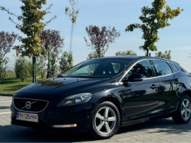 Volvo V40 D2 Momentum / 115CP / 2013 / NAVI - Posibilitate rate