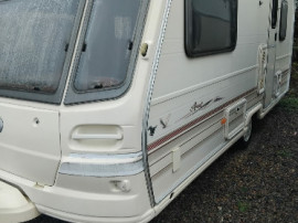 Rulotā cu Motormover  Avondale Avocet 1999