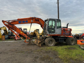 Dezmembrez excavator pe roti Fiat Hitachi FH 130W.3