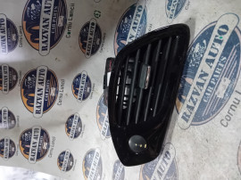 Grila ventilatie stanga Renault Scenic 2013