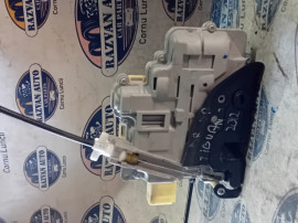 Broasca dreapta spate Volkswagen Tiguan 2012
