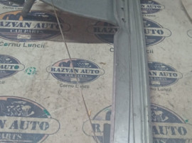 Macara geam dreapta spate Dacia Duster 2013