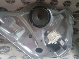 Macara geam dreapta spate Volkswagen Golf 6 2013