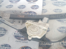 Macara geam stanga spate Audi A4 B8 2009