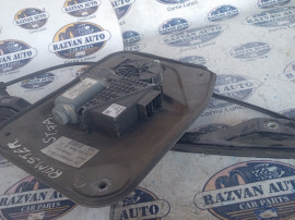 Macara geam stanga fata Skoda Roomster 2006