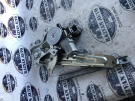 Macara geam stanga spate Nissan Juke 2011
