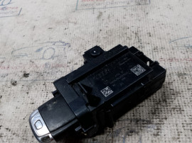 Contact plus cheie Audi A4 B8 2011