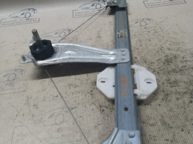 Macara geam dreapta spate Dacia Sandero 2 2017