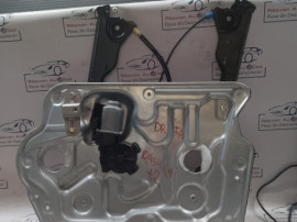 Macara geam dreapta fata Nissan Qashqai+2 2014