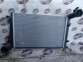 Intercooler Volkswagen Caddy 1.9 Motorina 2009