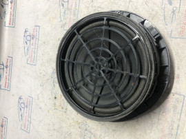 Boxa dreapta fata Audi A4 B9 2016