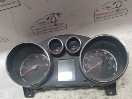 Ceasuri Bord UK Opel Meriva B 2010