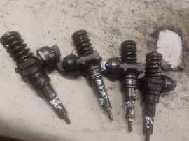 Injector Volkswagen Passat B6 2.0 2006