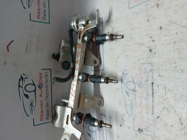 Rampa plus injectoare Renault 0.9 Benzina 2015