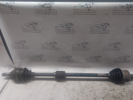 Planetara dreapta fata Opel Astra J 1.7 Motorina 2011