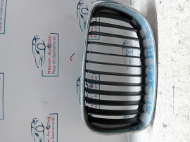 Grila centrala stanga BMW Seria 1 E82 2011
