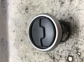 Grila ventilatie Nissan Qashqai 1.6 Motorina 2012