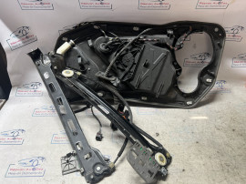 Macara geam stanga fata Volkswagen Passat CC 2010