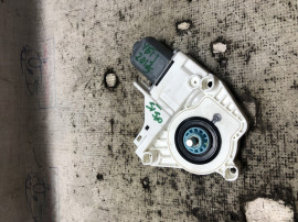 Motoras macara stanga spate Skoda Yeti 2013