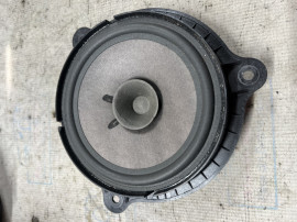 Boxa dreapta spate Dacia Duster 2021