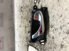 Maner interior dreapta fata Nissan Pulsar 2015