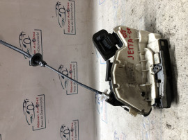 Broasca stanga spate Volkswagen Jetta 2011