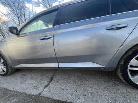 Prag stanga tabla Skoda Superb 3 Break 2018